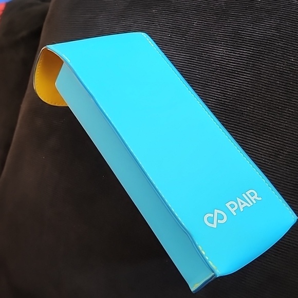 Pair double pocket glasses case - Picture 3 of 3